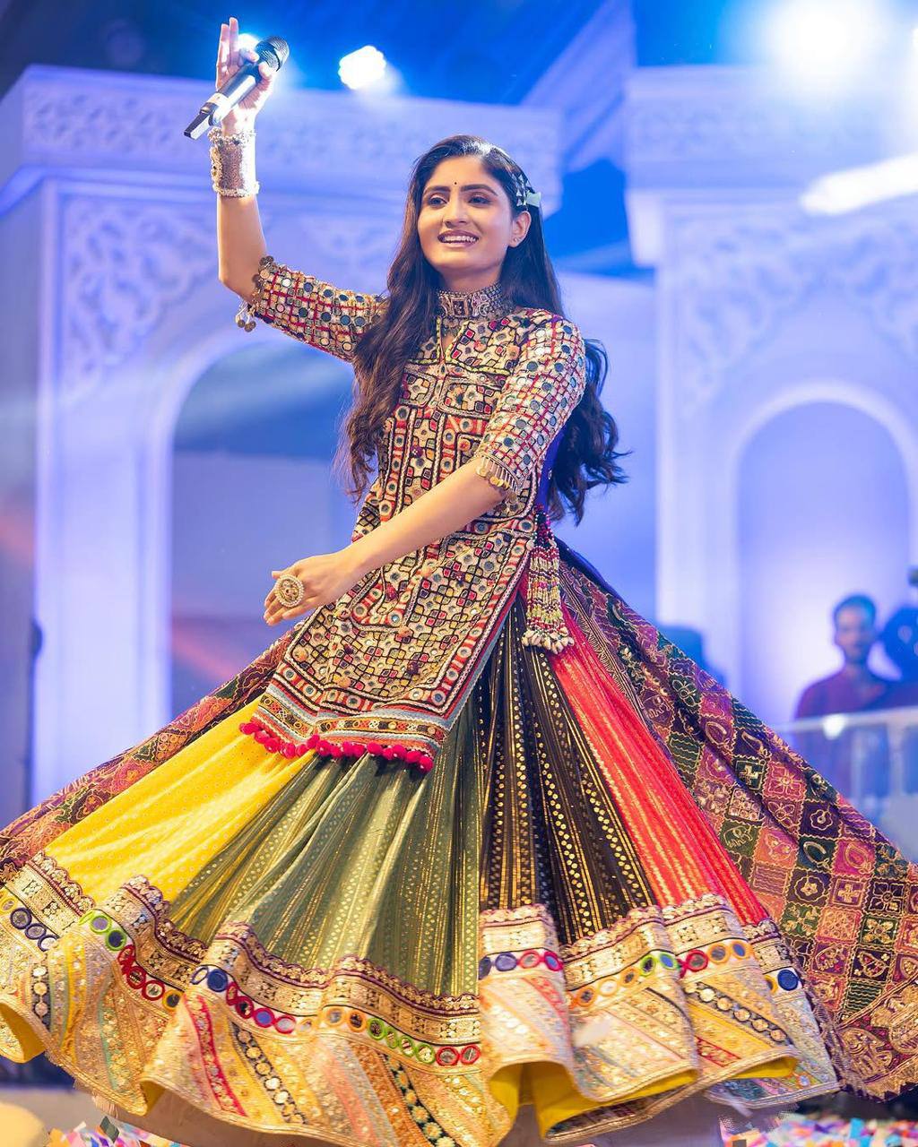 SPECIAL CELEBRITY TRENDING NAVRATRI SPECIAL CHANIYA CHOLI β€οΈπ